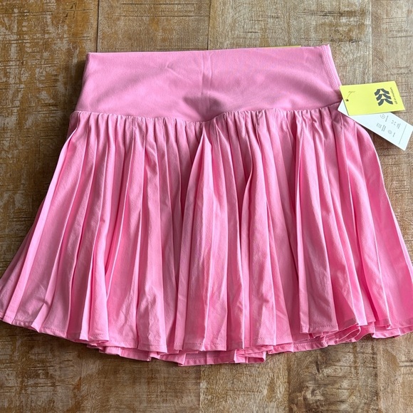 all in motion Dresses & Skirts - NWT All in Motion Pink Tennis Skirt size XS